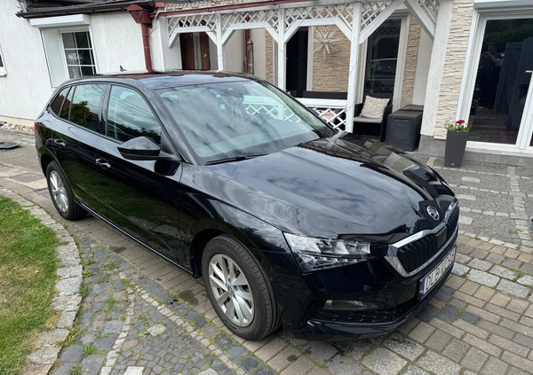 Skoda Scala cena 83500 przebieg: 16800, rok produkcji 2022 z Góra małe 172